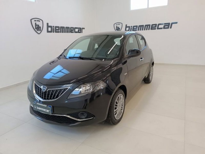 Lancia Ypsilon 1.0 FireFly 5 porte S&S Hybrid Gold Plus