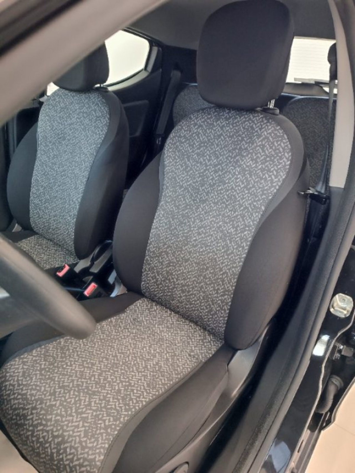 Lancia Ypsilon 1.0 FireFly 5 porte S&S Hybrid Ecochic Gold (13)