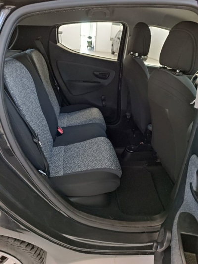 Lancia Ypsilon 1.0 FireFly 5 porte S&S Hybrid Ecochic Gold (16)