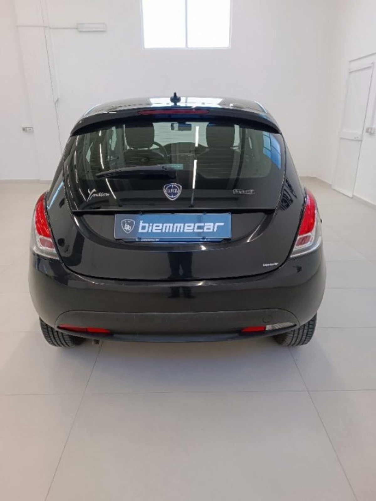 Lancia Ypsilon 1.0 FireFly 5 porte S&S Hybrid Ecochic Gold (6)