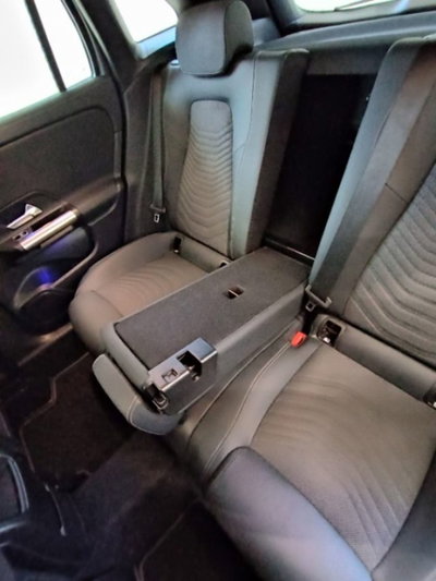 Mercedes-Benz GLA SUV 200 d AMG Line Premium Plus 4matic auto (18)
