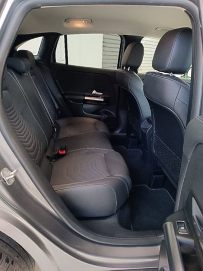 Mercedes-Benz GLA SUV 200 d AMG Line Premium Plus 4matic auto (19)