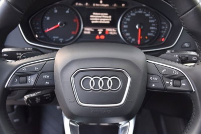 Audi Q5 40 TDI quattro Business Sport (18)