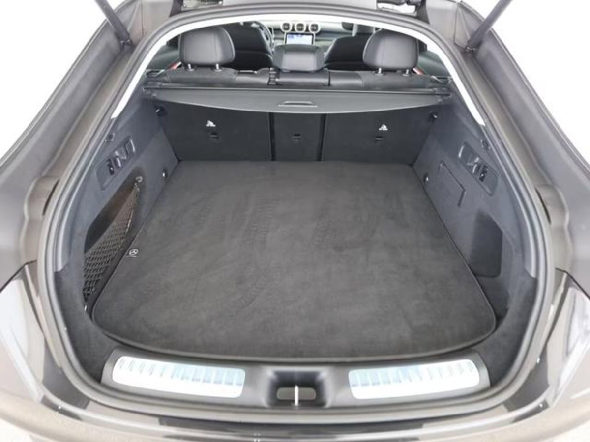 Mercedes-Benz GLC 220 d 4Matic Mild Hybrid AMG Premium Plus (13)