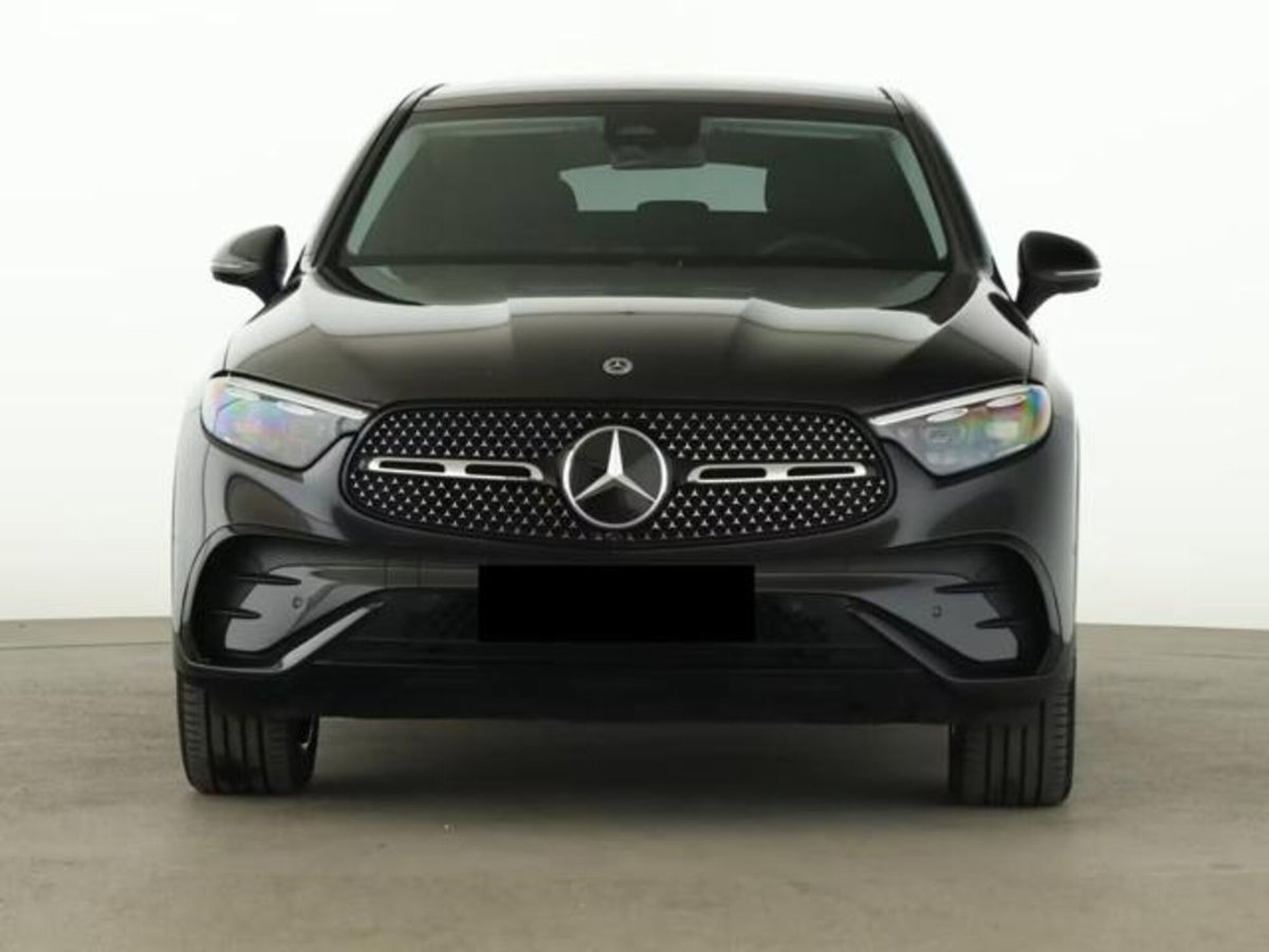 Mercedes-Benz GLC 220 d 4Matic Mild Hybrid AMG Premium Plus (2)