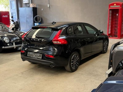 Volvo V40 D2 Geartronic Business Plus (4)