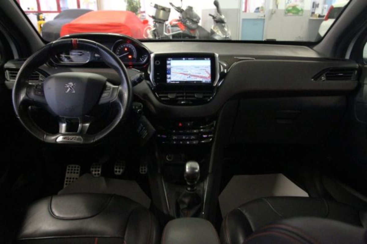 Peugeot 208 208 S&S 3 porte GTi 30th (11)