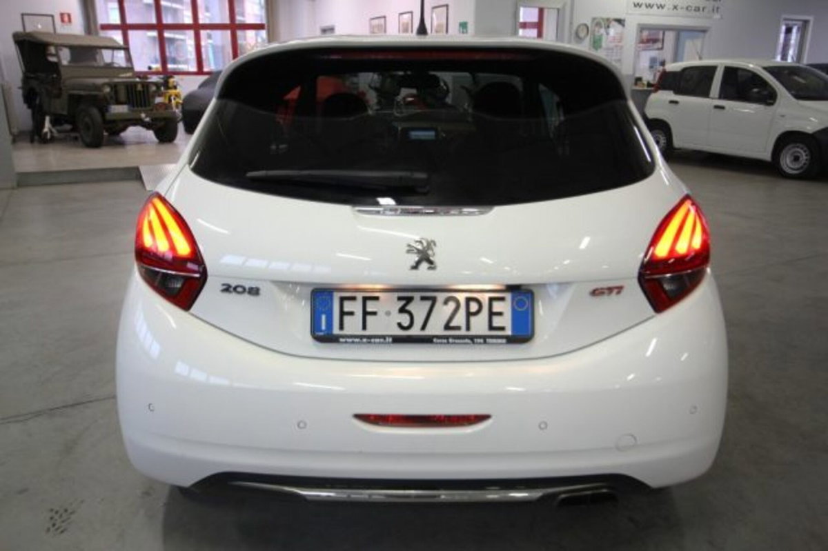 Peugeot 208 208 S&S 3 porte GTi 30th (6)