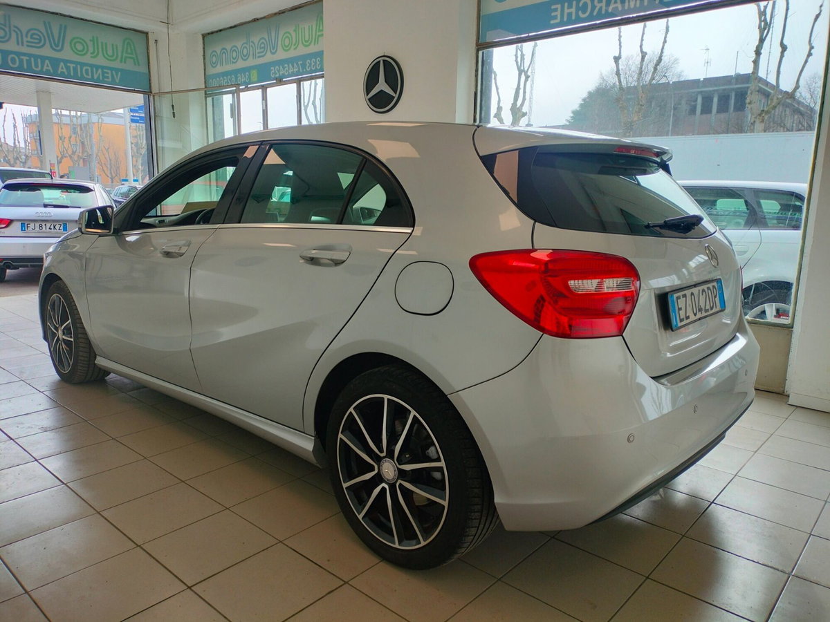 Mercedes-Benz Classe A 180 Sport (16)