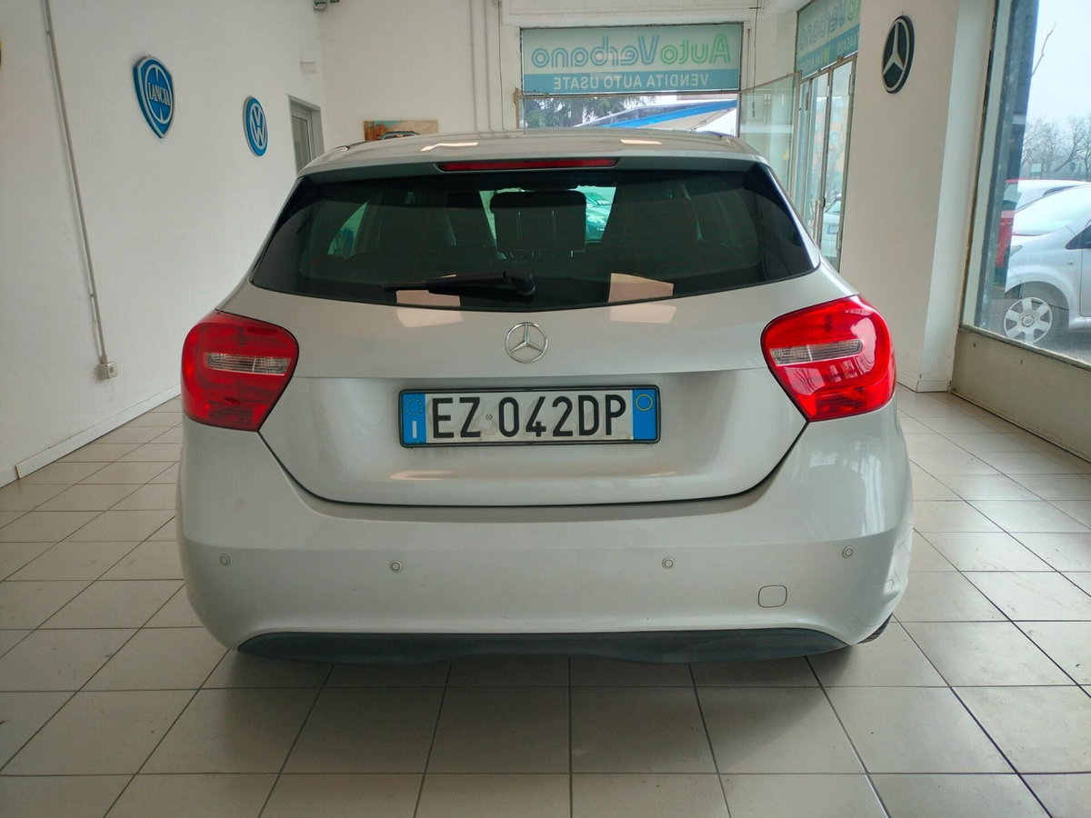 Mercedes-Benz Classe A 180 Sport (6)