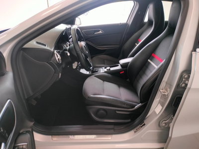 Mercedes-Benz Classe A 180 Sport (10)