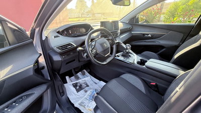 Peugeot 3008 BlueHDi 130 S&S Allure Pack (14)