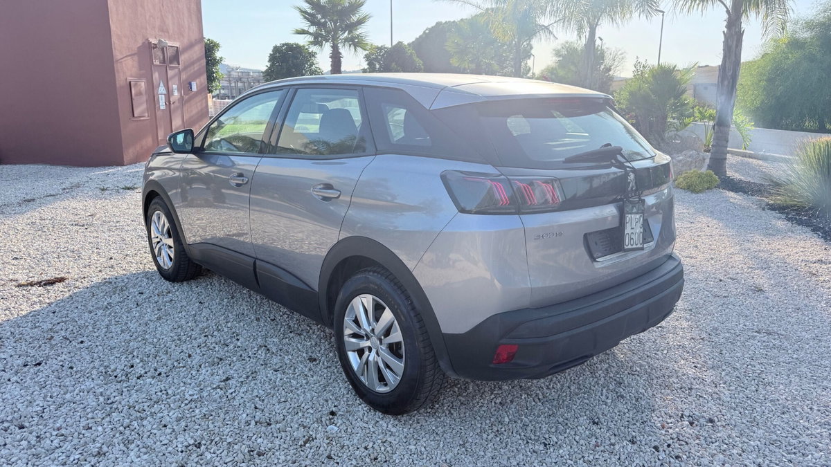 Peugeot 3008 BlueHDi 130 S&S Allure Pack (5)