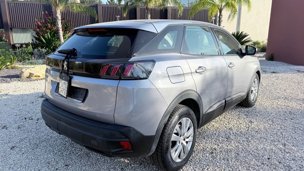 Peugeot 3008 BlueHDi 130 S&S Allure Pack (7)