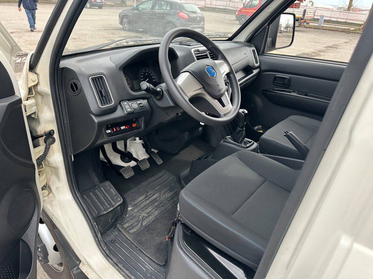 Piaggio Porter Cabinato NP6 LPG long range 3070 chassis Pro (15)
