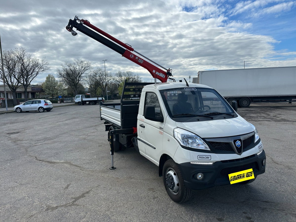 Piaggio Porter Cabinato NP6 LPG long range 3070 chassis Pro (2)