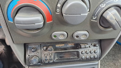 Fiat Punto 75 cat 5 porte ELX (13)