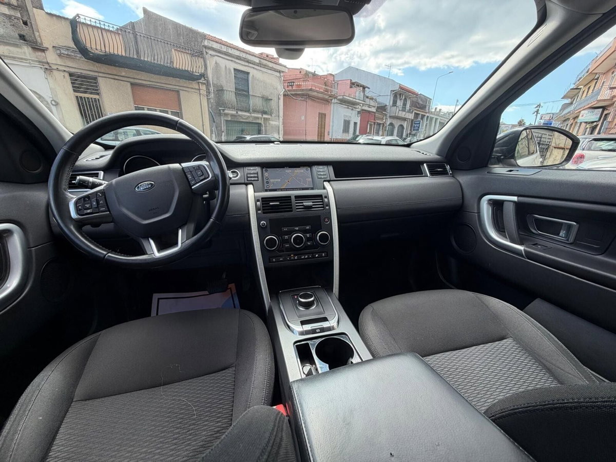 Land Rover Discovery Sport 2.0 TD4 150 CV SE (12)