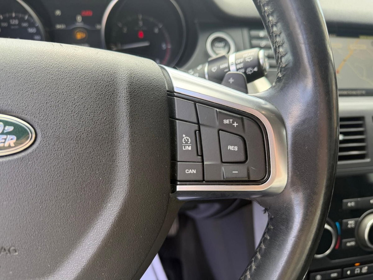Land Rover Discovery Sport 2.0 TD4 150 CV SE (15)