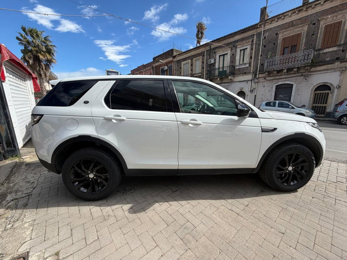 Land Rover Discovery Sport 2.0 TD4 150 CV SE (4)
