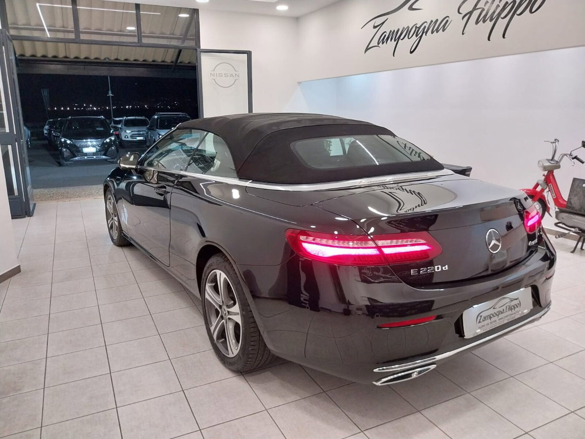 Mercedes-Benz Classe E Cabrio 220 d Auto 4Matic Cabrio Business Sport (7)