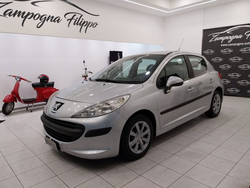 Peugeot 207 HDi 70CV 5p. XS