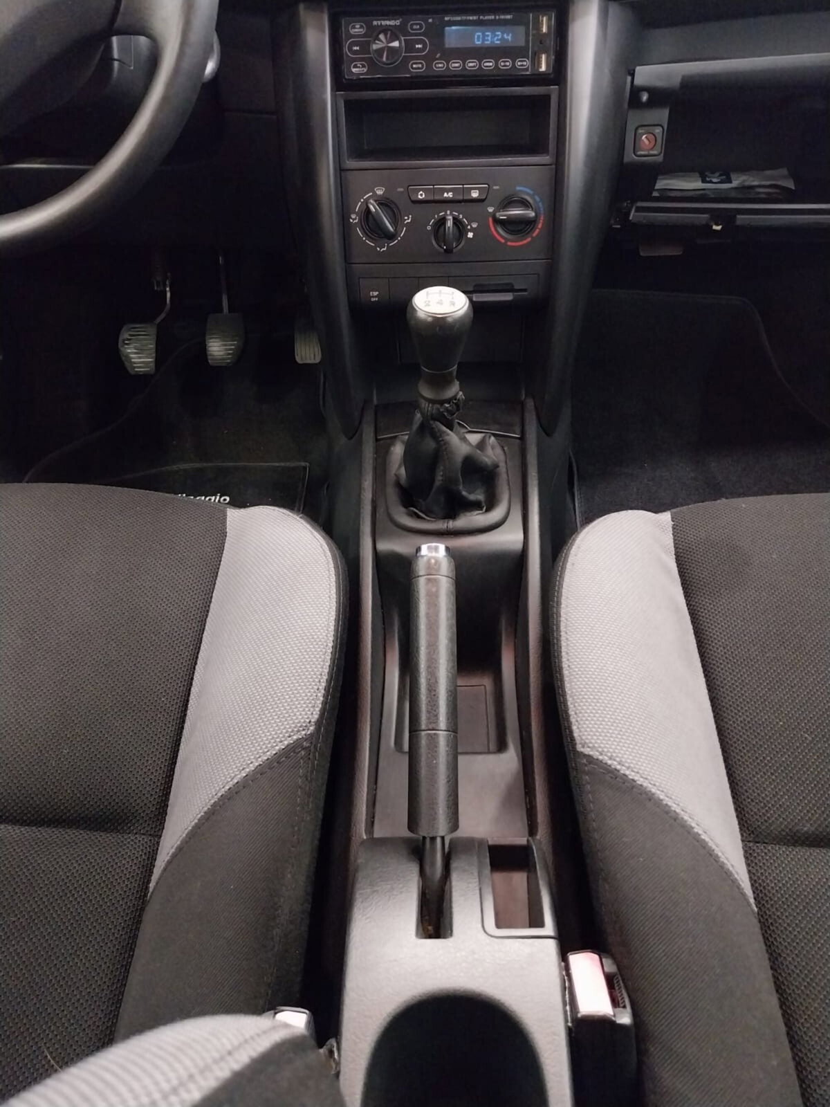 Peugeot 207 HDi 70CV 5p. XS (17)