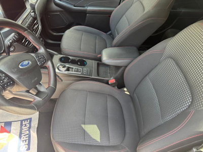 Ford Kuga 2.5 Full Hybrid 190 CV CVT 2WD ST-Line Design (10)