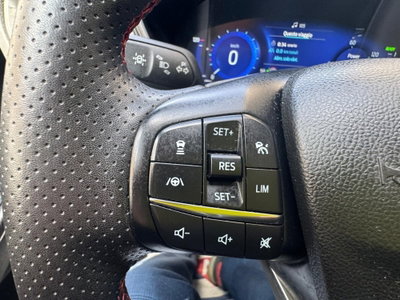Ford Kuga 2.5 Full Hybrid 190 CV CVT 2WD ST-Line Design (7)