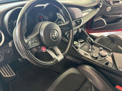 Alfa Romeo Giulia 2.9 T V6 AT8 Quadrifoglio (10)