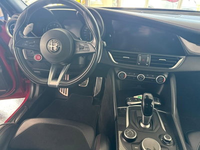 Alfa Romeo Giulia 2.9 T V6 AT8 Quadrifoglio (13)