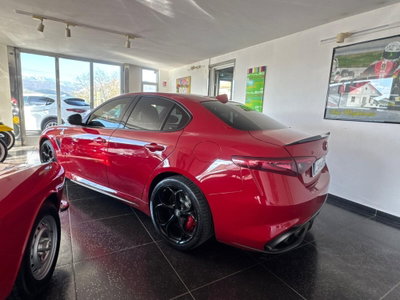 Alfa Romeo Giulia 2.9 T V6 AT8 Quadrifoglio (5)