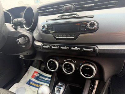Alfa Romeo Giulietta 2.0 JTDm-2 Distinctive 140cv (9)
