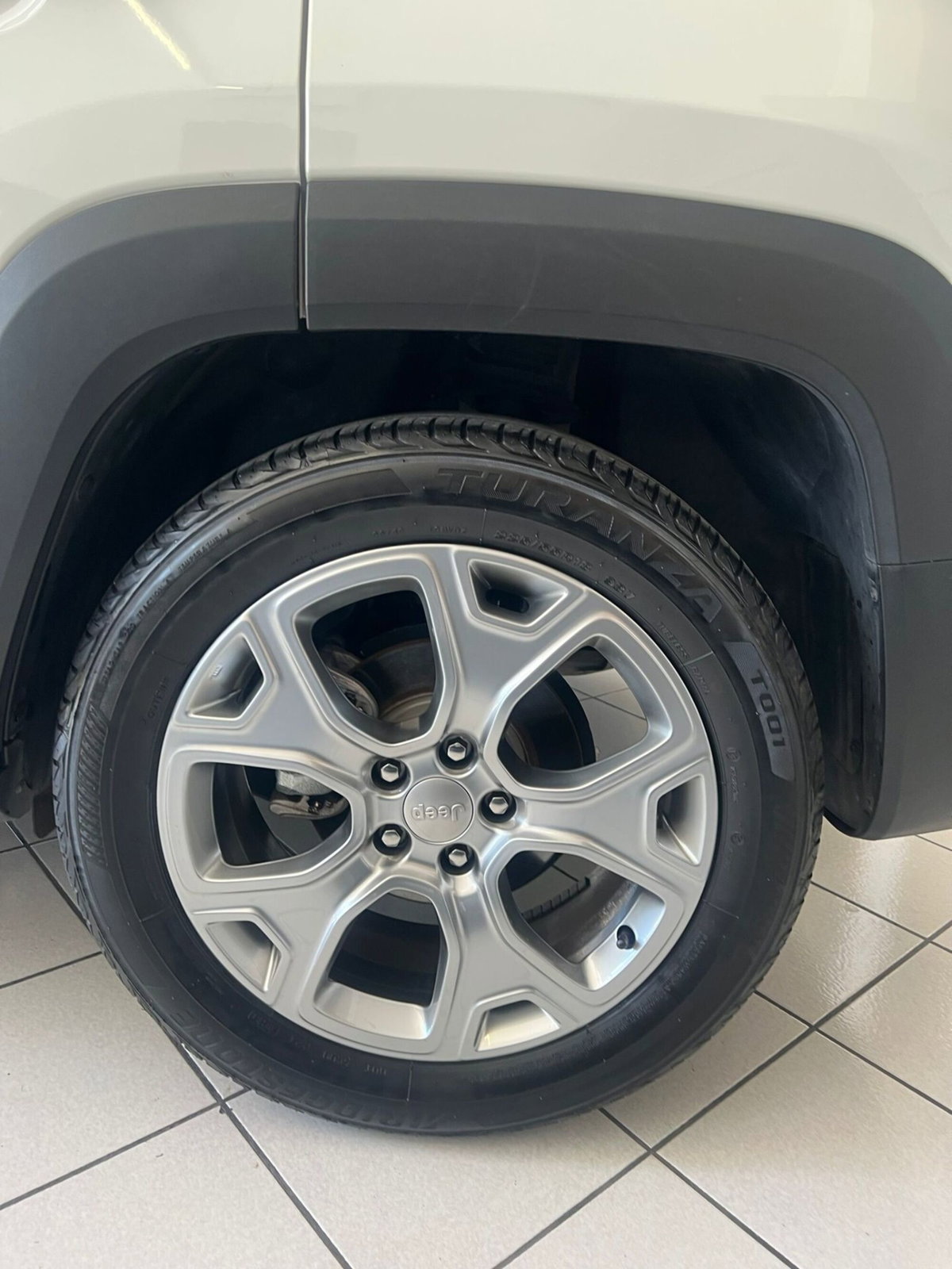 Jeep Renegade 1.3 T4 DDCT Limited (6)