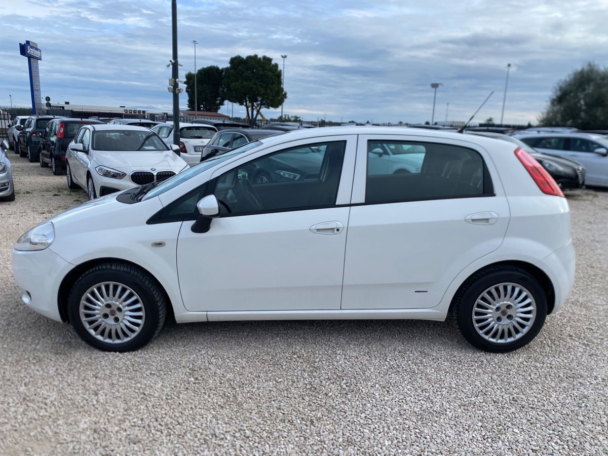 Fiat Grande Punto 1.2 5 porte Dynamic (2)