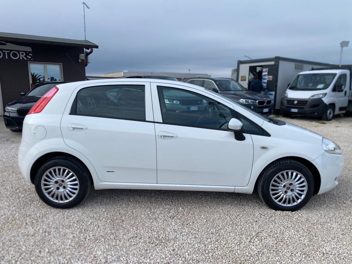 Fiat Grande Punto 1.2 5 porte Dynamic (6)