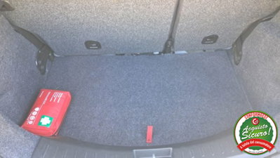 Lancia Ypsilon 1.0 FireFly 5 porte S&S Hybrid Ecochic Silver (6)