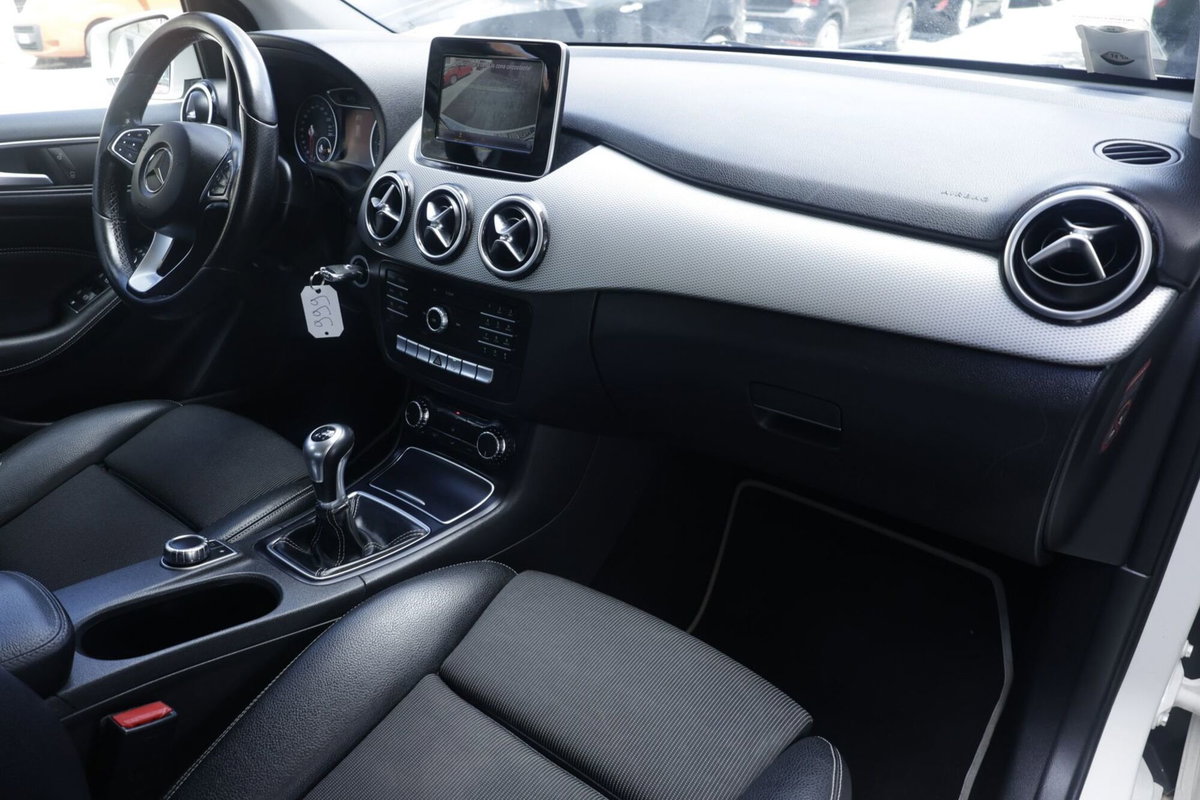 Mercedes-Benz Classe B 200 d Automatic Business (11)
