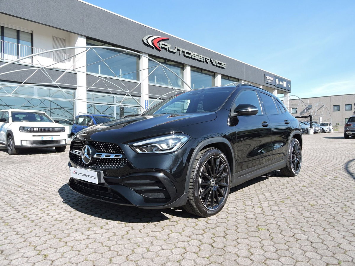 Mercedes-Benz GLA SUV 200 d Automatic Premium
