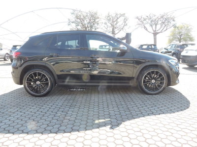 Mercedes-Benz GLA SUV 200 d Automatic Premium (4)