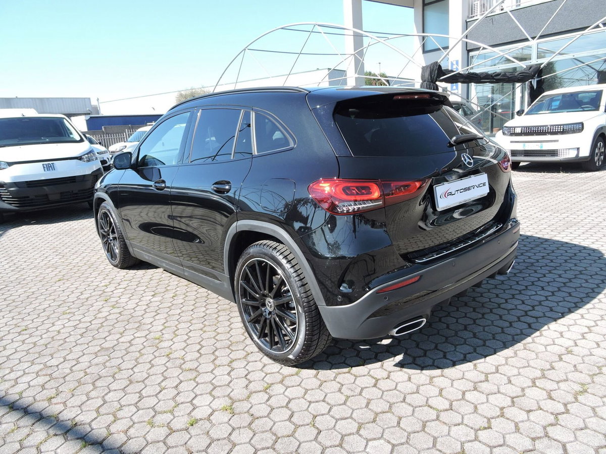 Mercedes-Benz GLA SUV 200 d Automatic Premium (6)