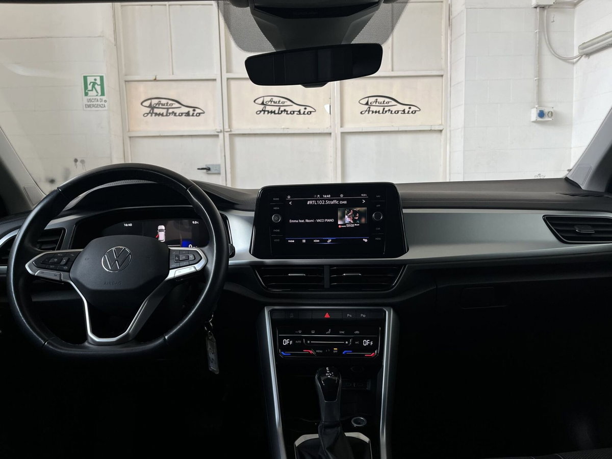 Volkswagen T-Roc 2.0 tdi Life 150cv dsg (9)