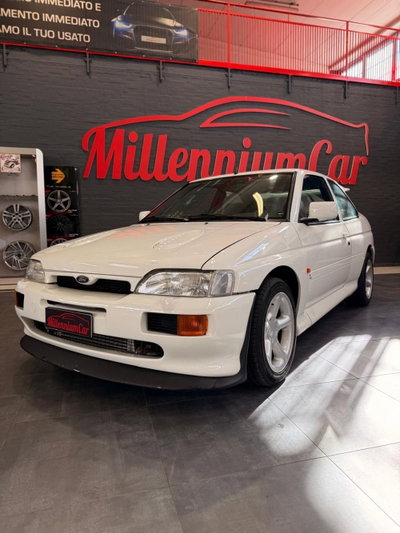 Ford Escort 1.6i turbo RS usata