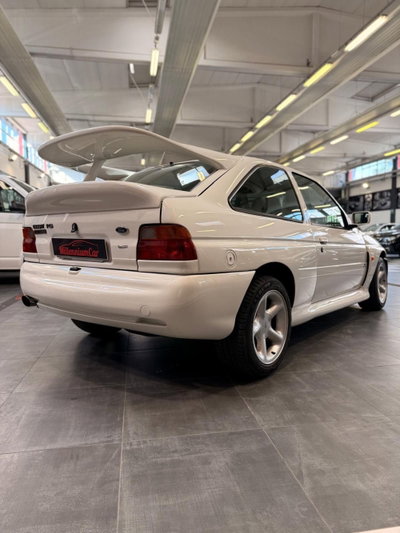 Ford Escort 1.6i turbo RS (7)