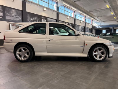 Ford Escort 1.6i turbo RS (8)