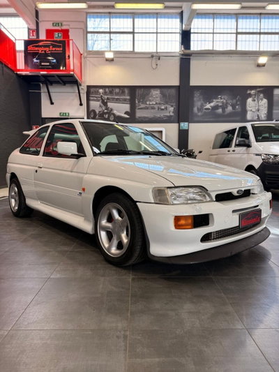 Ford Escort 1.6i turbo RS (9)