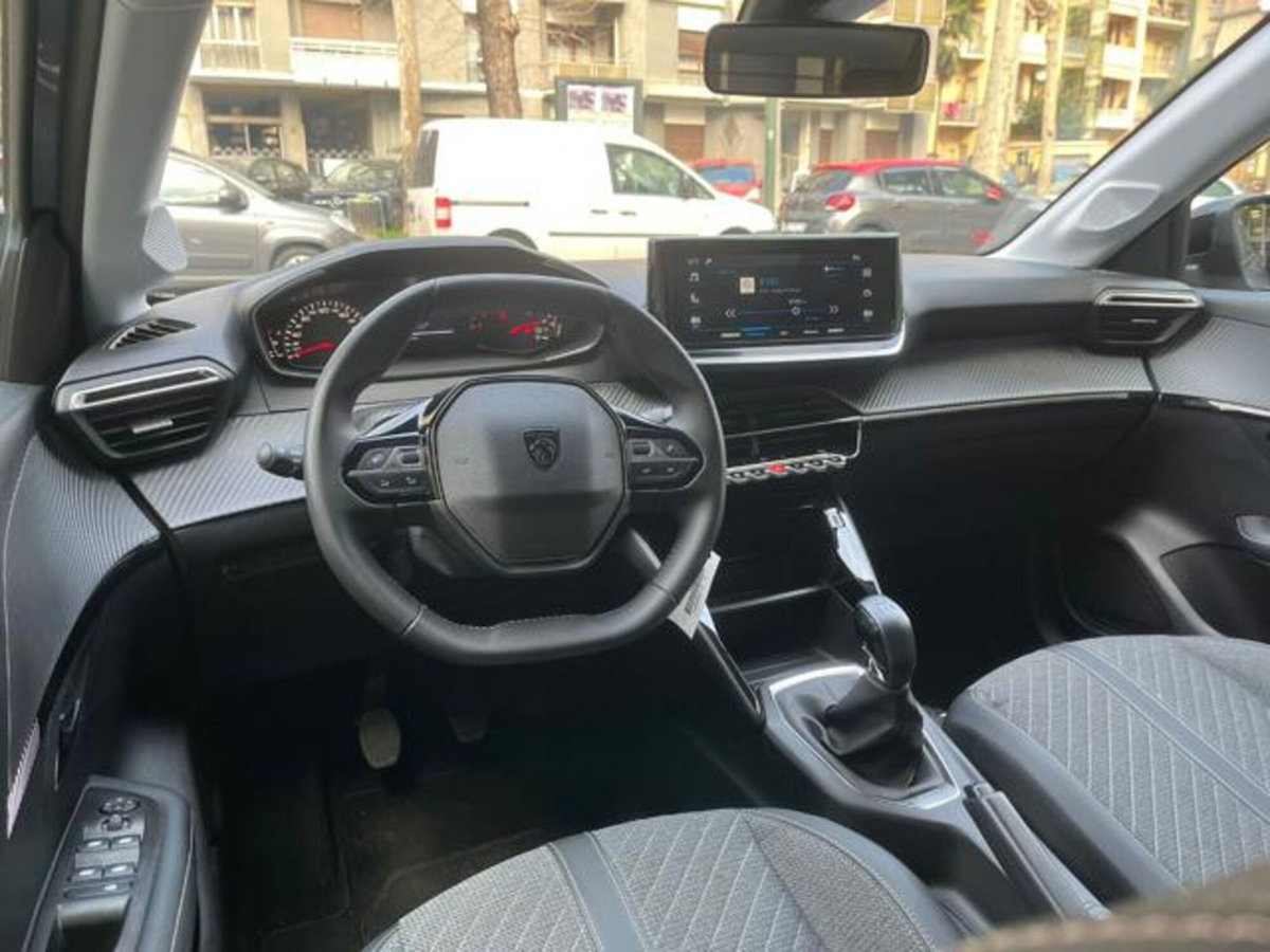 Peugeot 208 1.2 puretech Active s&s 75cv (11)
