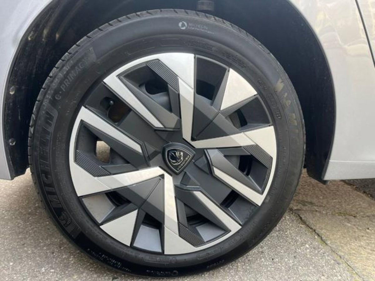 Peugeot 208 1.2 puretech Active s&s 75cv (9)