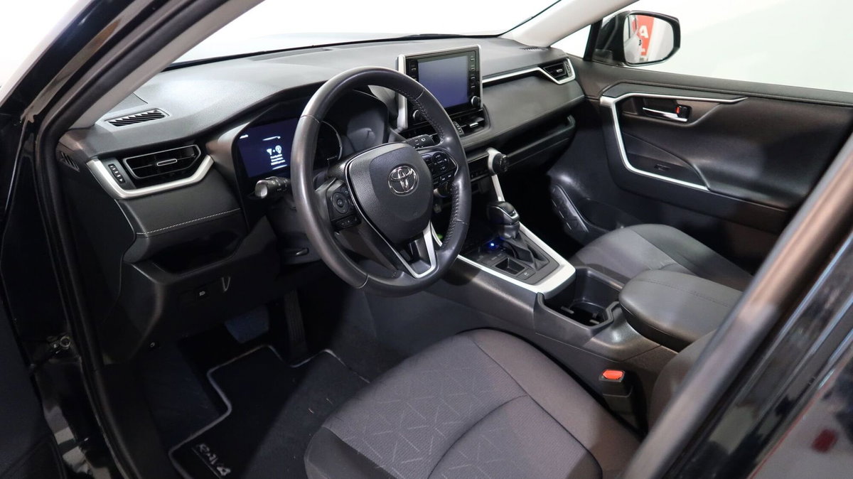 Toyota Rav4 vvt-ie h Style 2wd 218cv e-cvt (2)