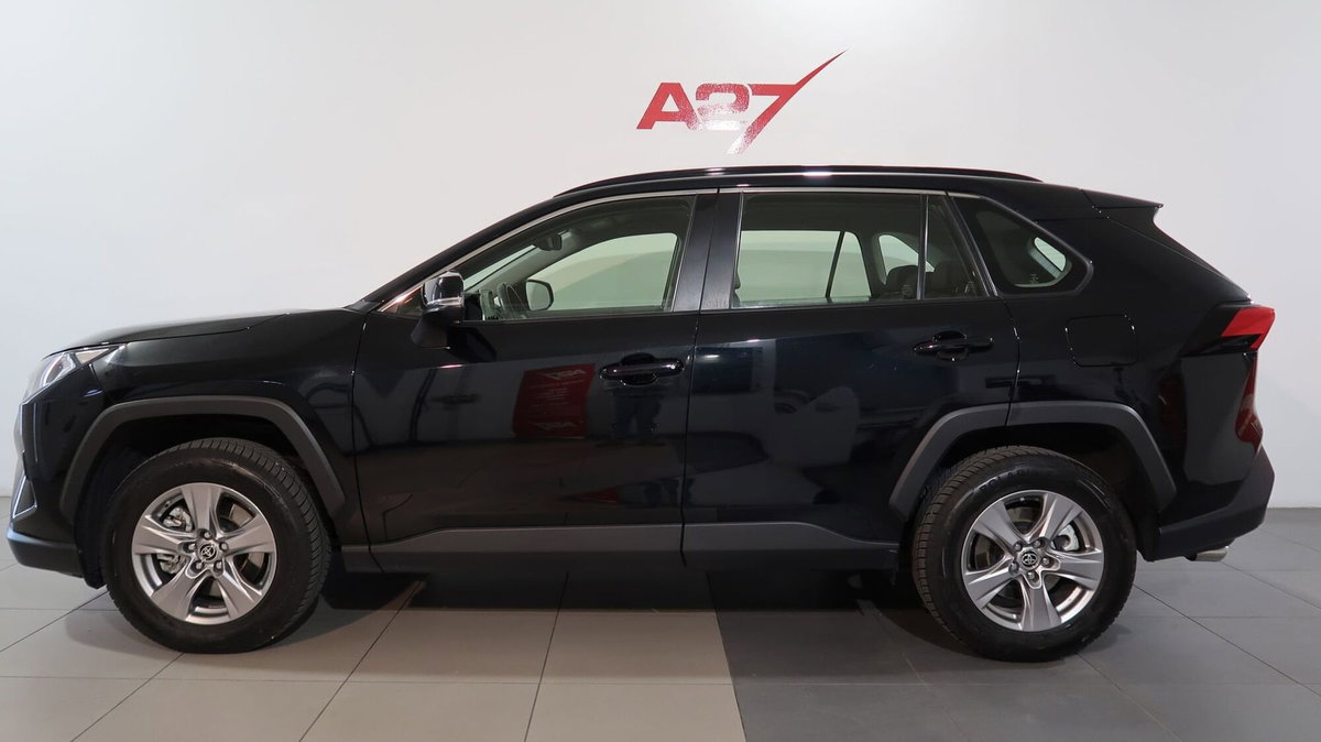 Toyota Rav4 vvt-ie h Style 2wd 218cv e-cvt (3)